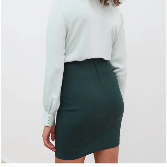 TEN by Babaton Skirt - Picture 2 of 5